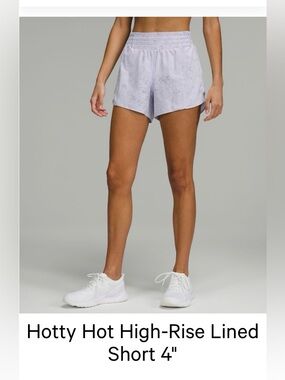 Lululemon Hotty Hot High Rise Short